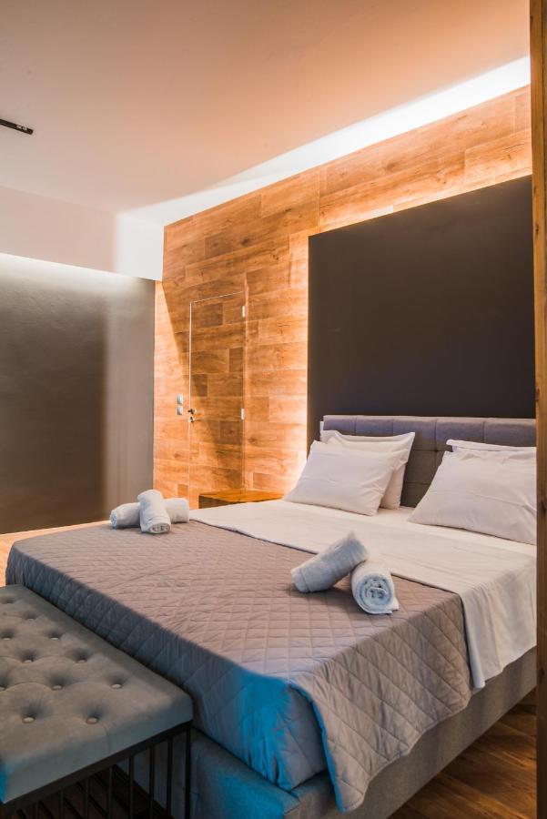 Noho Boutique , Premium Living Lazeon 7 אתונה