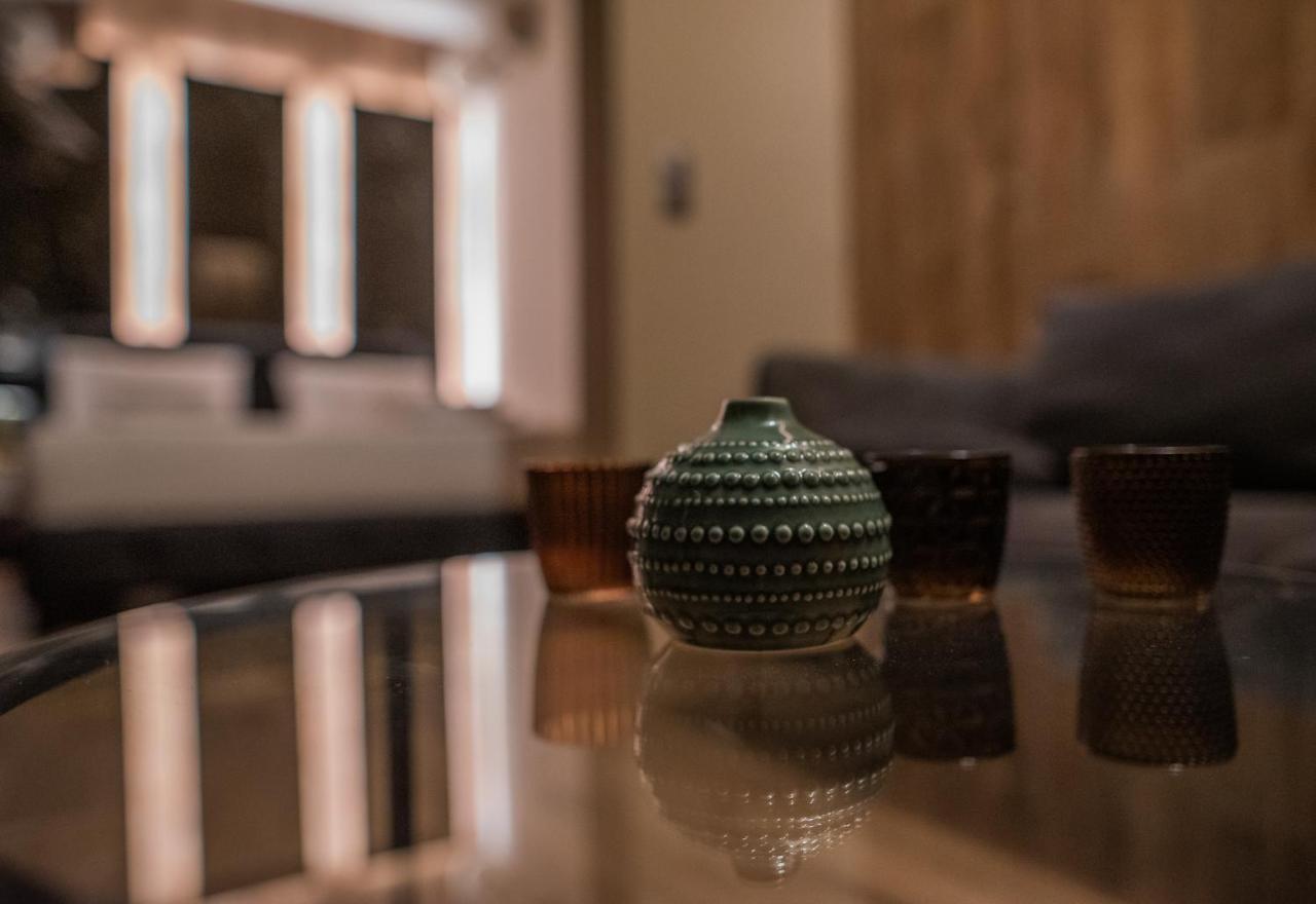 Noho Boutique , Premium Living Lazeon 7 דירה