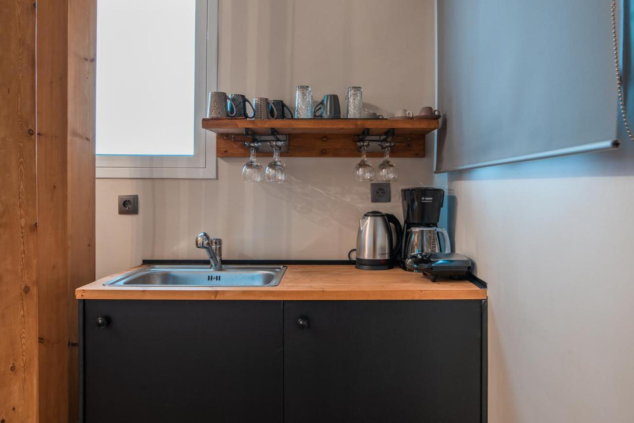 Noho Boutique , Premium Living Lazeon 7 דירה *