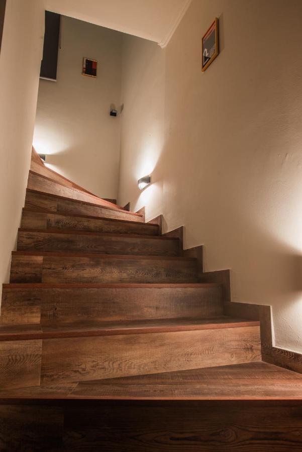 Noho Boutique , Premium Living Lazeon 7 אתונה