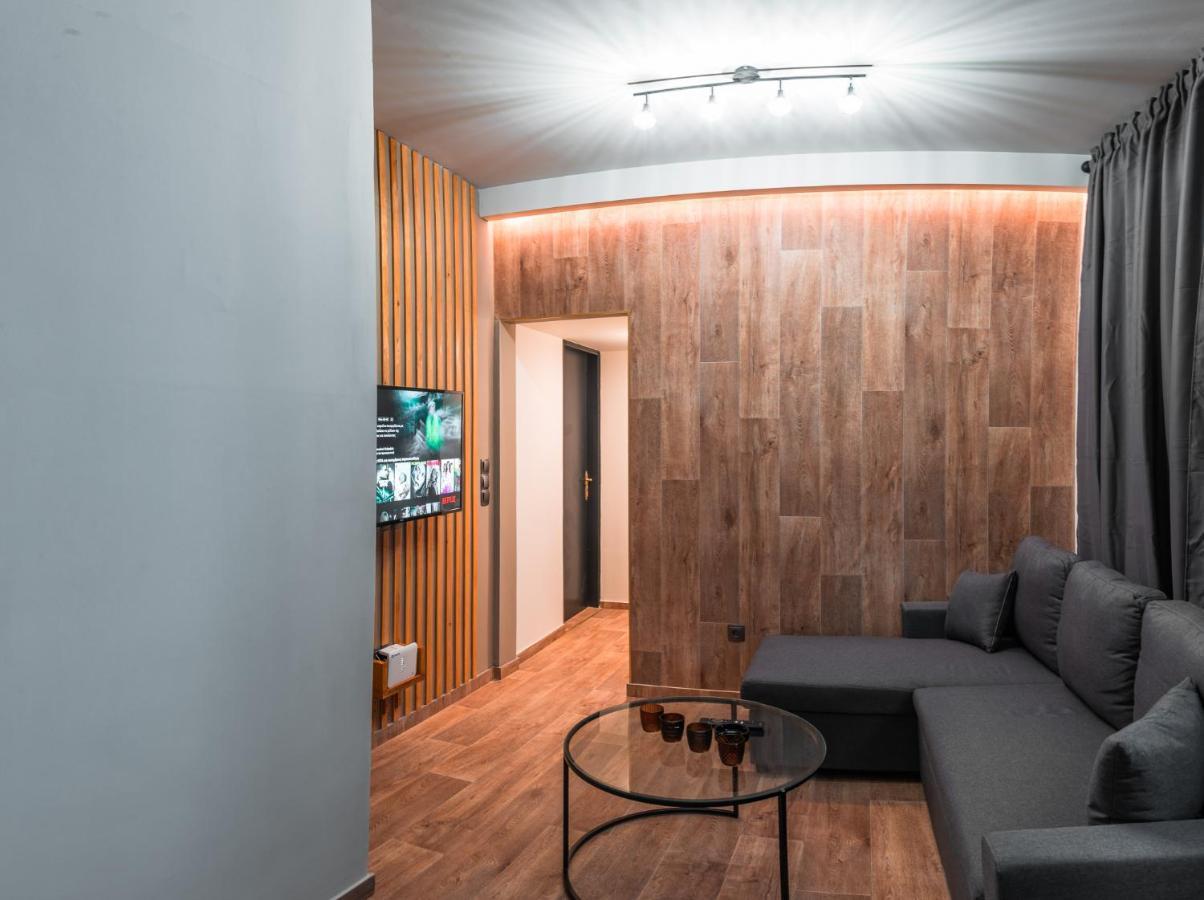 Noho Boutique , Premium Living Lazeon 7 דירה *