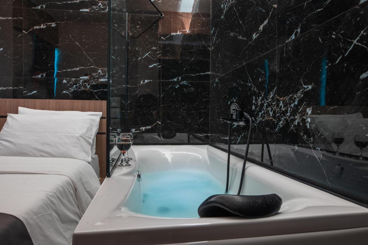 Noho Boutique , Premium Living Lazeon 7 אתונה
