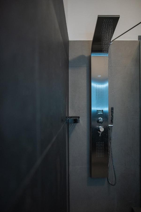 Noho Boutique , Premium Living Lazeon 7 דירה